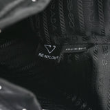 PRADA プラダ ミニポーチ 巾着型 黒 シルバー金具 1NE369 レディース ナイロン ポーチ Aランク 中古 銀蔵