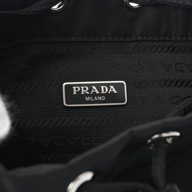 PRADA プラダ ミニポーチ 巾着型 黒 シルバー金具 1NE369 レディース ナイロン ポーチ Aランク 中古 銀蔵