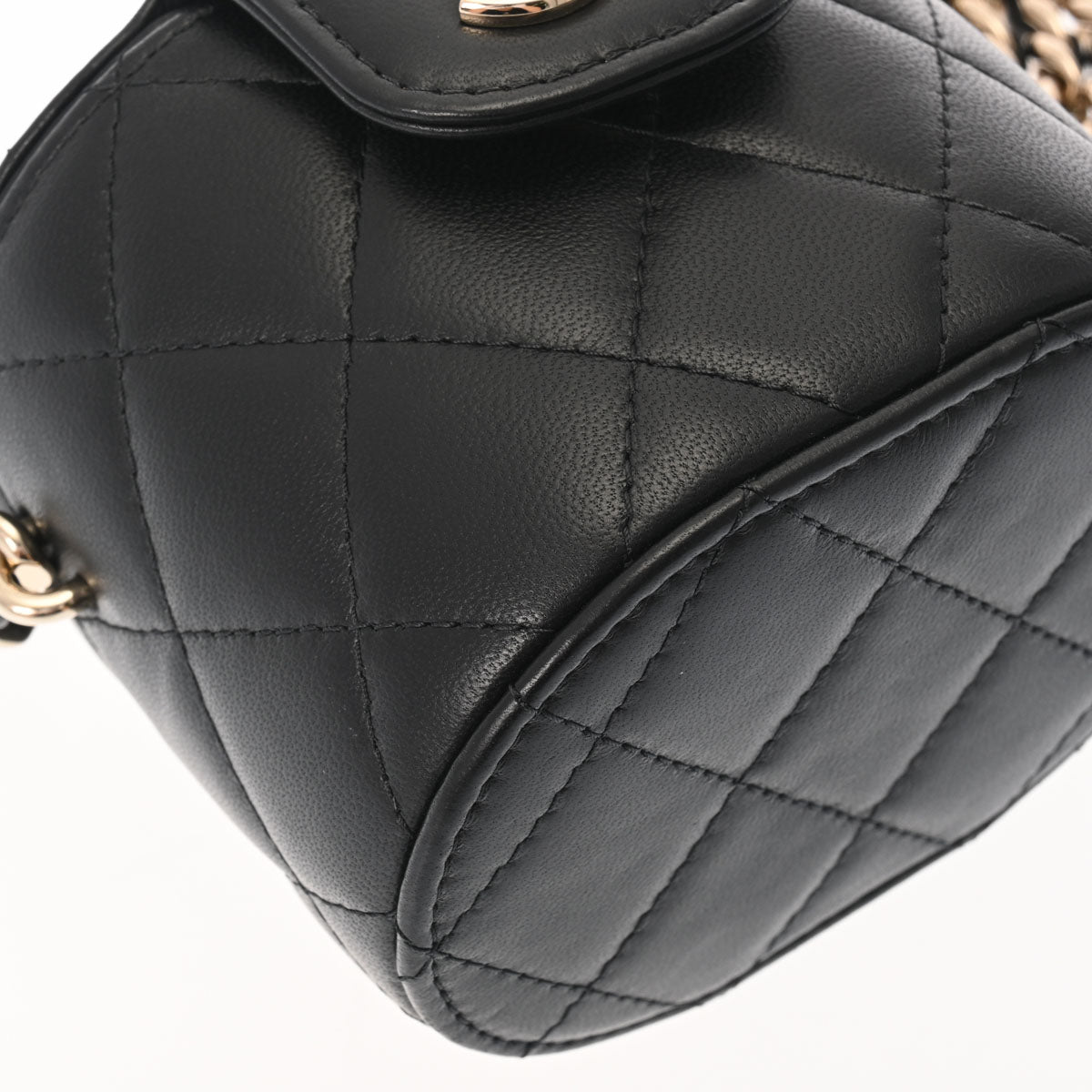 CHANELシャネル マトラッセ チェーンショルダーバッグ バニティ ラムスキン シャネル ミニバニティ チェーンショルダー 42976 ブラック レディース