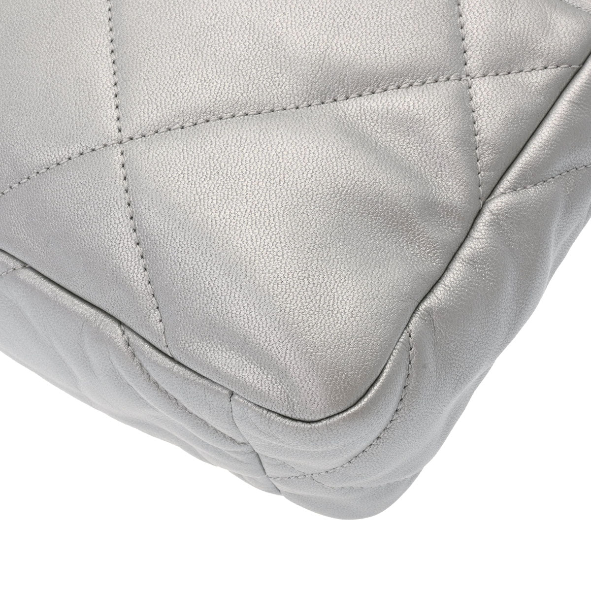 正規品 CHANEL シャネル レザースカート ラムレザー 膝丈 シルバー 楽天市場】シャネル CHANEL J12 マドモアゼル ラ パウザ 38MM H7609