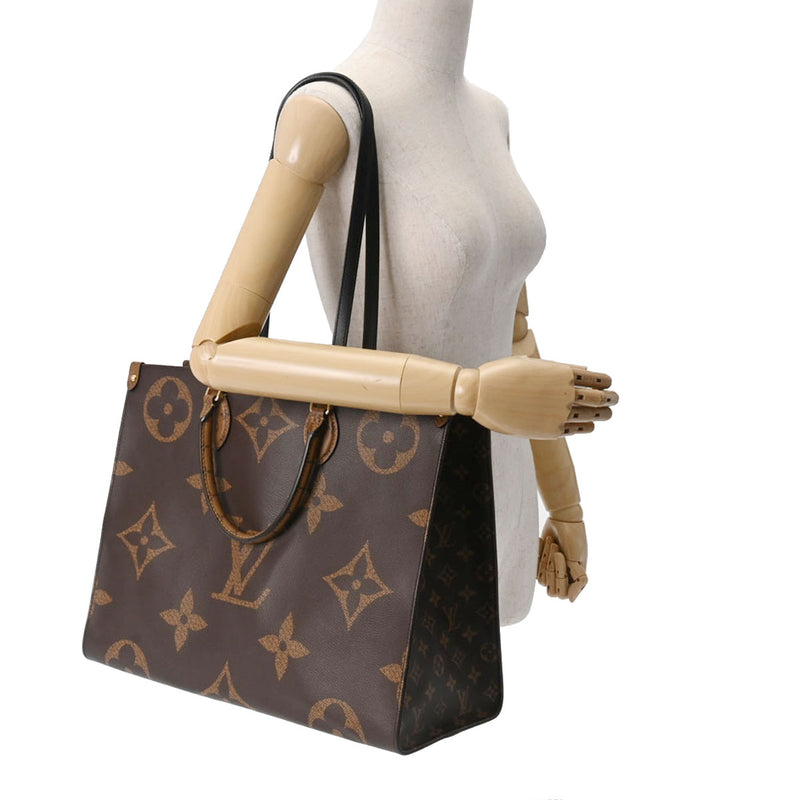 LOUIS VUITTON ルイヴィトン モノグラムジャイアント オンザゴー GM 2WAYトート ブラウン M45320 レディース モノグラムリバースキャンバス ハンドバッグ ABランク 中古 銀蔵