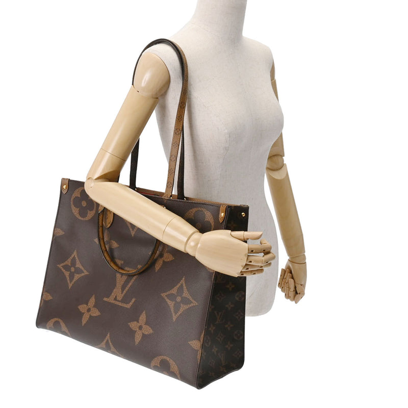 LOUIS VUITTON ルイヴィトン モノグラムジャイアント オンザゴー GM 2WAYトート ブラウン M44576 ユニセックス モノグラムリバースキャンバス ハンドバッグ Aランク 中古 銀蔵