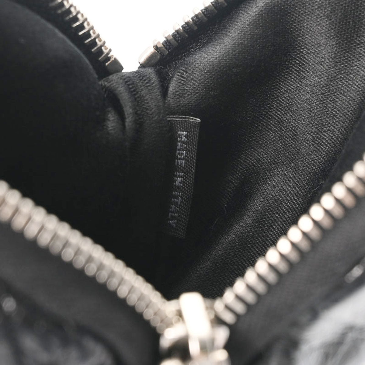 MIUMIU ミュウミュウ マテラッセ 黒 シルバー金具 5BH190 レディース レザー ショルダーバッグ Aランク 中古 人気・おすすめ|使いやすい・旅行におすすめ セール中 全国発送 国内発送対応 MIUMIU ミュウミュウ マテラッセ 黒 シルバー金具 5BH190 レディース レザー ショルダーバッグ Aランク 中古 人気・おすすめ|使いやすい・旅行におすすめ セール中 全国発送 国内発送対応