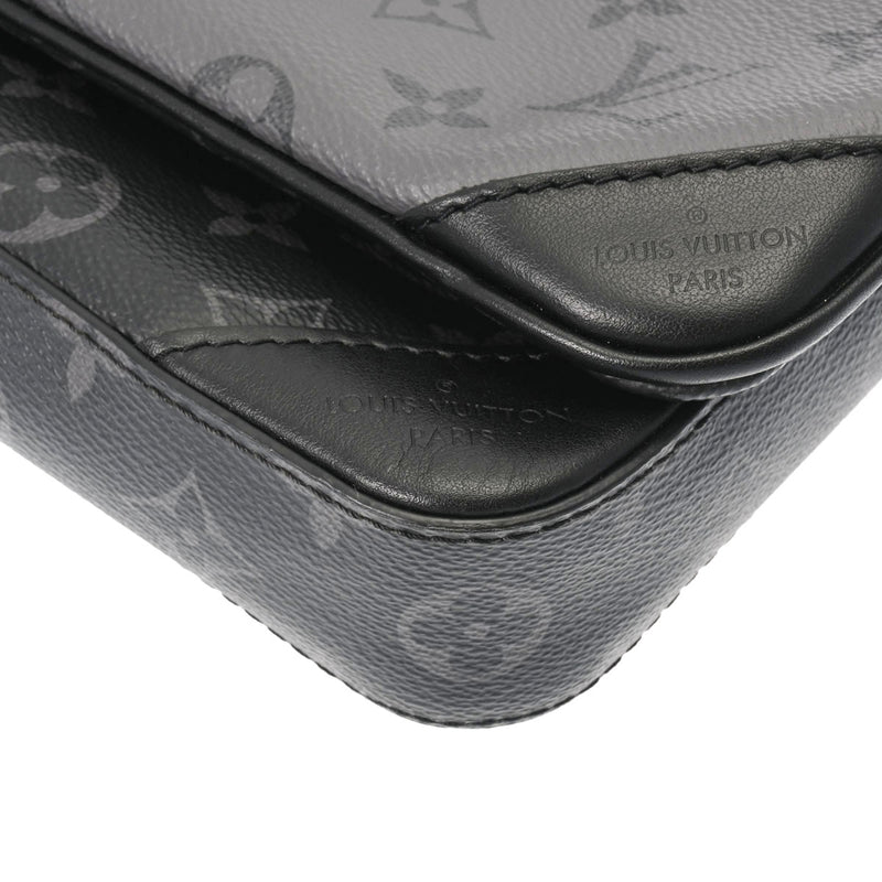 LOUIS VUITTON ルイヴィトン モノグラムエクリプス トリオメッセンジャー 黒 M69443 メンズ モノグラムキャンバス ショルダーバッグ Aランク 中古 銀蔵