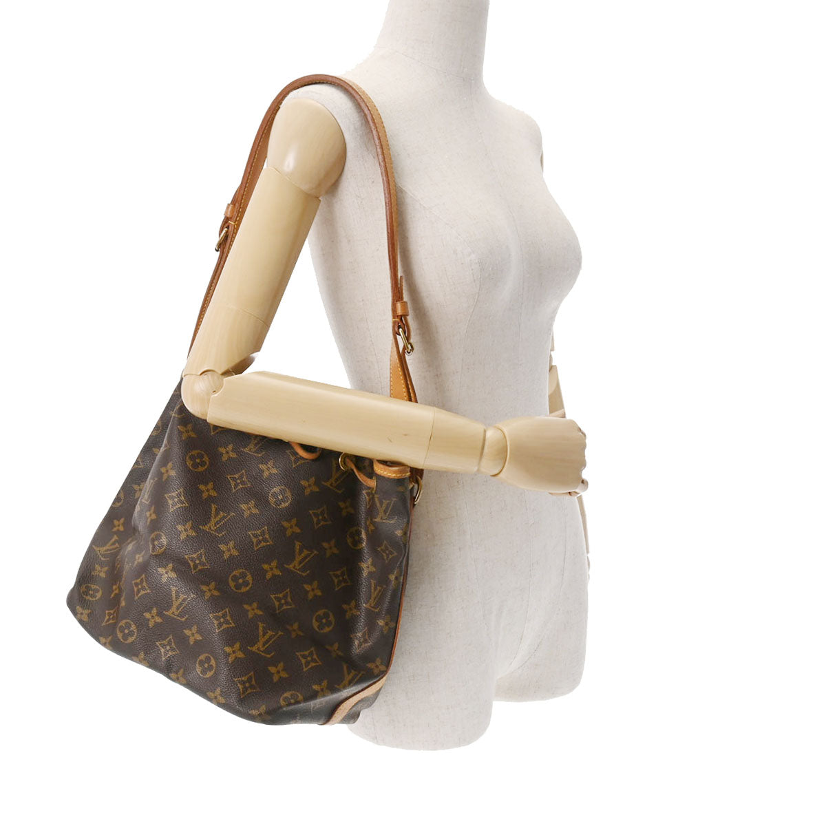 ルイヴィトンプチノエ 14145 ブラウン レディース モノグラムキャンバス ショルダーバッグ M42226 LOUIS VUITTON 中古 –  銀蔵オンライン