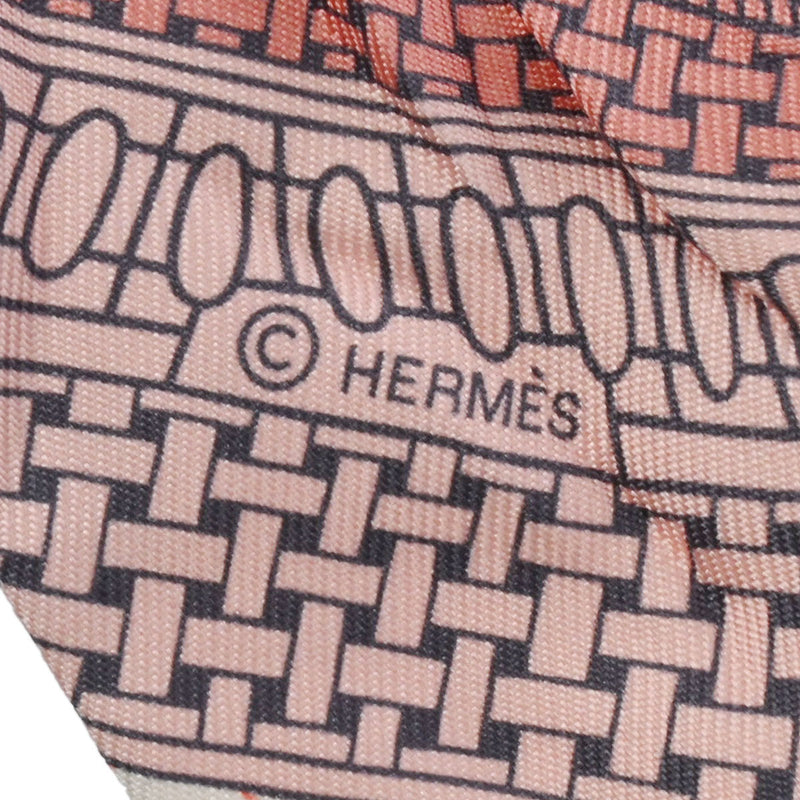 HERMES エルメス ツイリー OBJETS DE CURIOSITE マルチカラー レディース シルク100％ スカーフ ABランク 中古 銀蔵