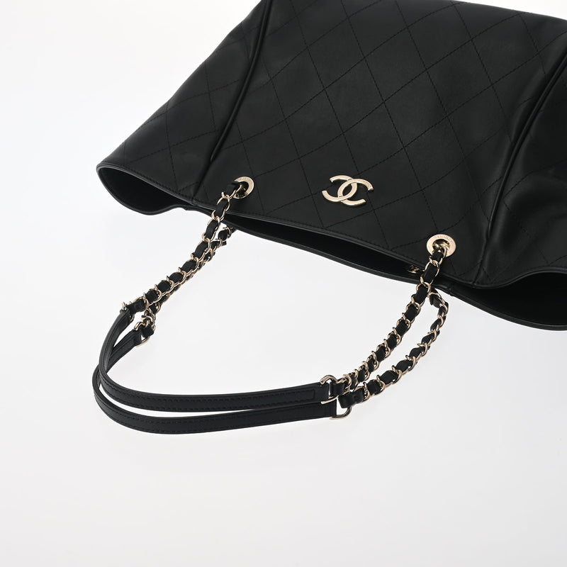 CHANEL シャネル マトラッセ チェーントート 黒 シャンパンゴールド金具 - レディース レザー ハンドバッグ Aランク 中古 銀蔵