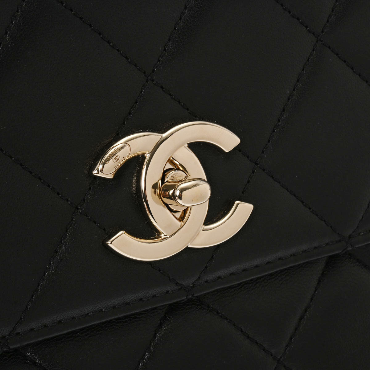 シャネルトレンディCC トップハンドルバッグ 30cm 2WAY 42976 黒
