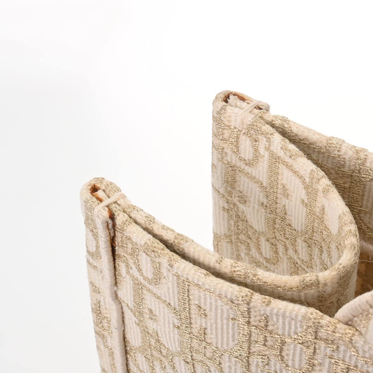 クリスチャンディオールブックトートミディアム オブリーク ゴールド