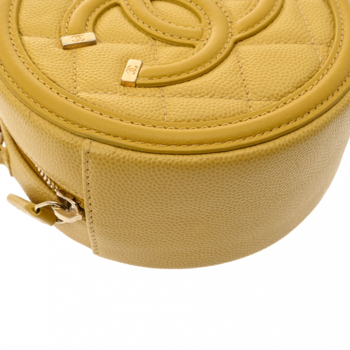 CHANEL ショルダーバッグ　CCフィリグリー キャビアスキン　イエロー CHANEL - CHANEL ショルダーバッグ CCフィリグリー キャビアスキン