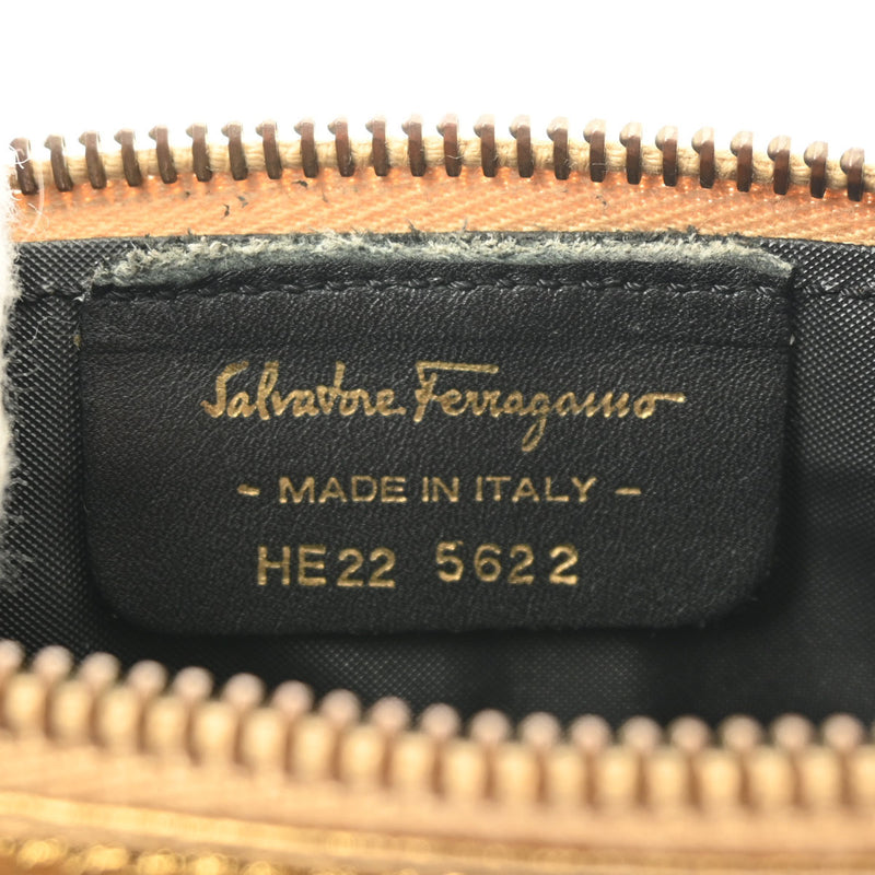 フェラガモガンチーニ ゴールド レディース レザー ポーチ SALVATORE FERRAGAMO 中古 – 銀蔵オンライン