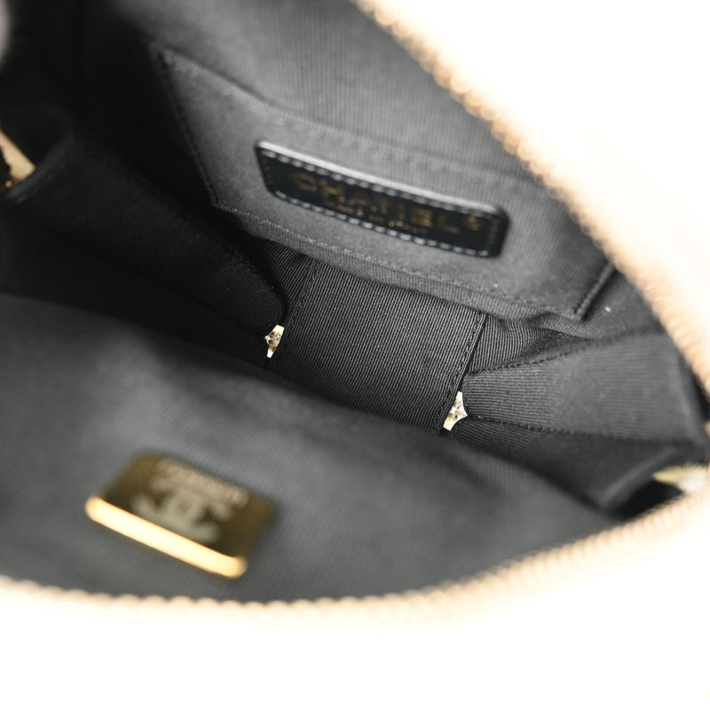 CHANEL シャネル マトラッセ ラウンド チェーンショルダー 白 レディース ラムスキン ショルダーバッグ ABランク 中古 銀蔵