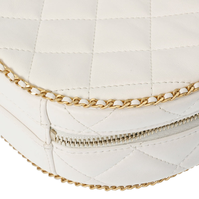 CHANEL シャネル マトラッセ ラウンド チェーンショルダー 白 レディース ラムスキン ショルダーバッグ ABランク 中古 銀蔵