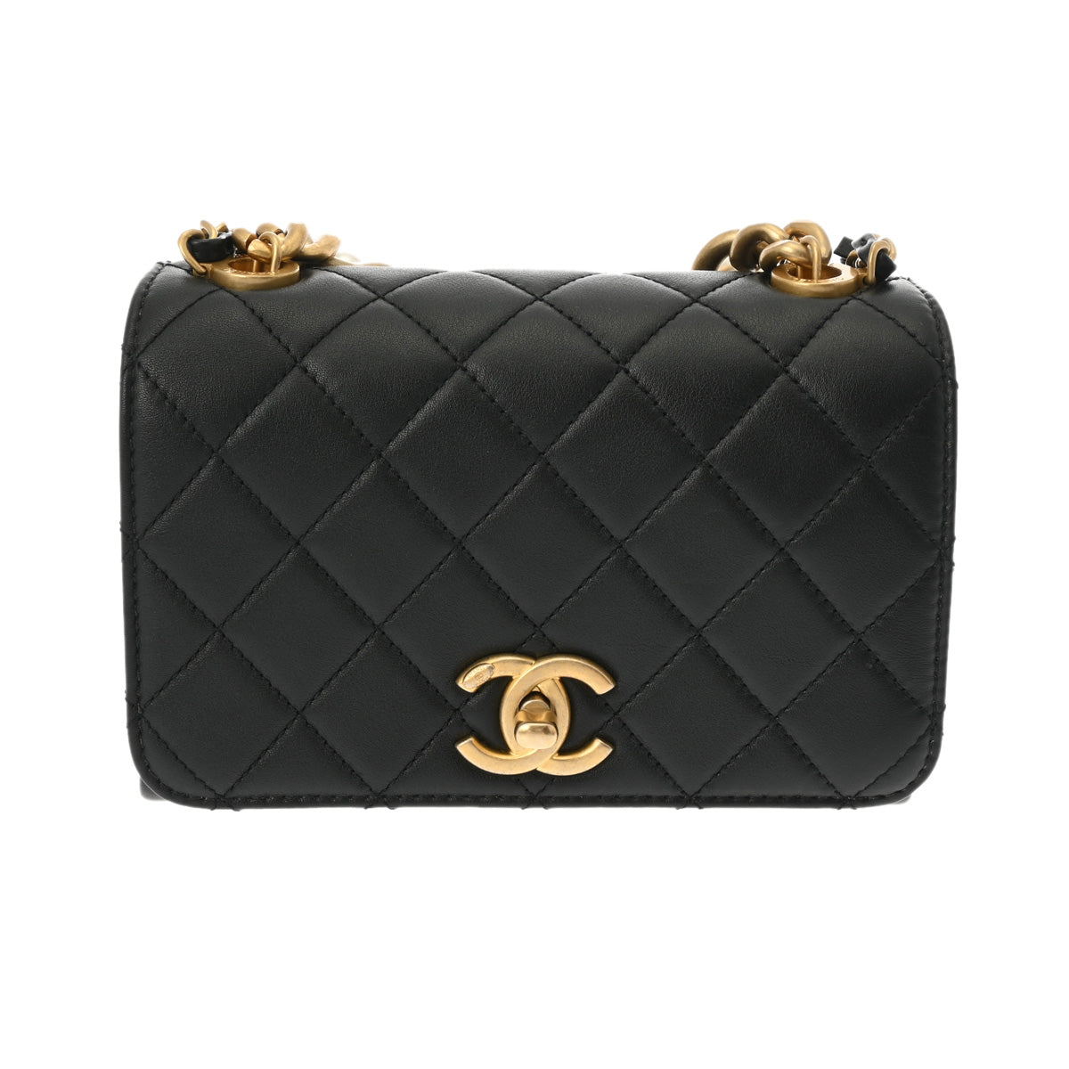 シャネルミニマトラッセ チェーンショルダー 18cm 42976 黒 ユニセックス カーフ ショルダーバッグ AS2638 CHANEL 中古 –  銀蔵オンライン