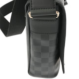 LOUIS VUITTON ルイヴィトン ダミエグラフィット ディストリクトPM NM 黒/グレー N41028 メンズ ダミエグラフィットキャンバス ショルダーバッグ Aランク 中古 銀蔵