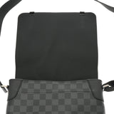 LOUIS VUITTON ルイヴィトン ダミエグラフィット ディストリクトPM NM 黒/グレー N41028 メンズ ダミエグラフィットキャンバス ショルダーバッグ Aランク 中古 銀蔵