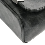 LOUIS VUITTON ルイヴィトン ダミエグラフィット ディストリクトPM NM 黒/グレー N41028 メンズ ダミエグラフィットキャンバス ショルダーバッグ Aランク 中古 銀蔵