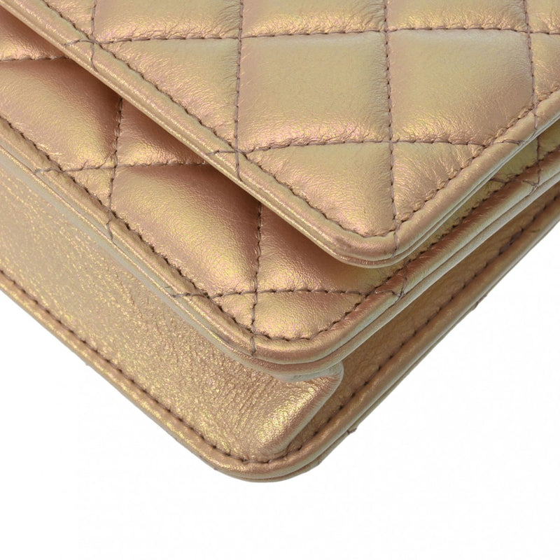 CHANEL シャネル マトラッセ チェーンウォレット メタリックピンク A33814 レディース ラムスキン ショルダーバッグ Aランク 中古 銀蔵