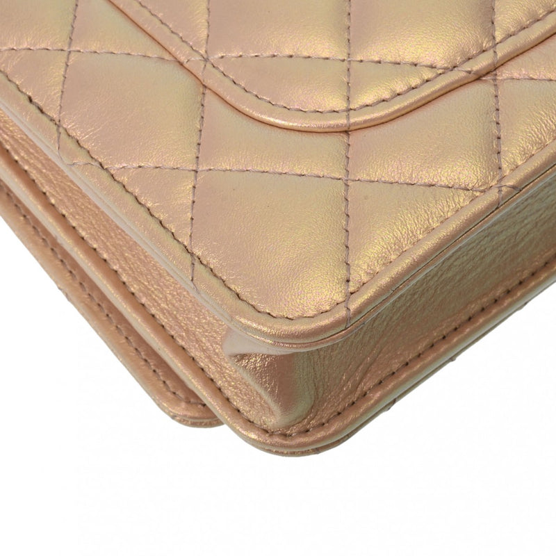 CHANEL シャネル マトラッセ チェーンウォレット メタリックピンク A33814 レディース ラムスキン ショルダーバッグ Aランク 中古 銀蔵