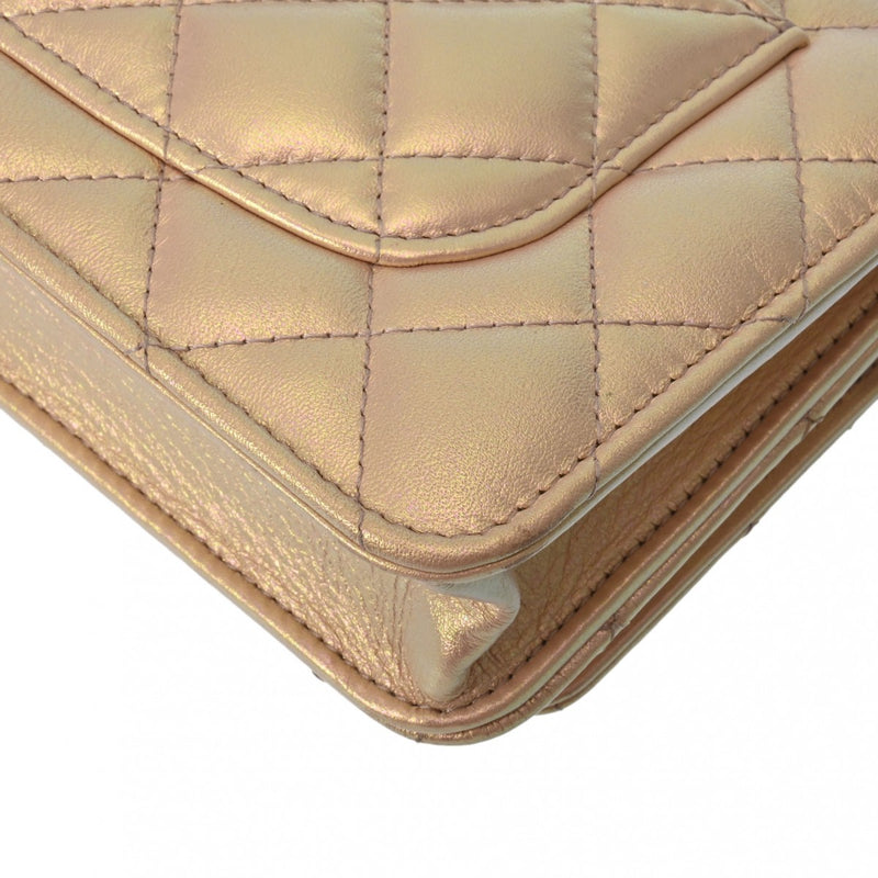 CHANEL シャネル マトラッセ チェーンウォレット メタリックピンク A33814 レディース ラムスキン ショルダーバッグ Aランク 中古 銀蔵