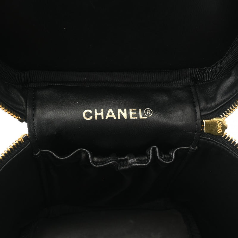 CHANEL シャネル 縦型 バニティ 黒 A01998 レディース キャビアスキン ハンドバッグ ABランク 中古 銀蔵