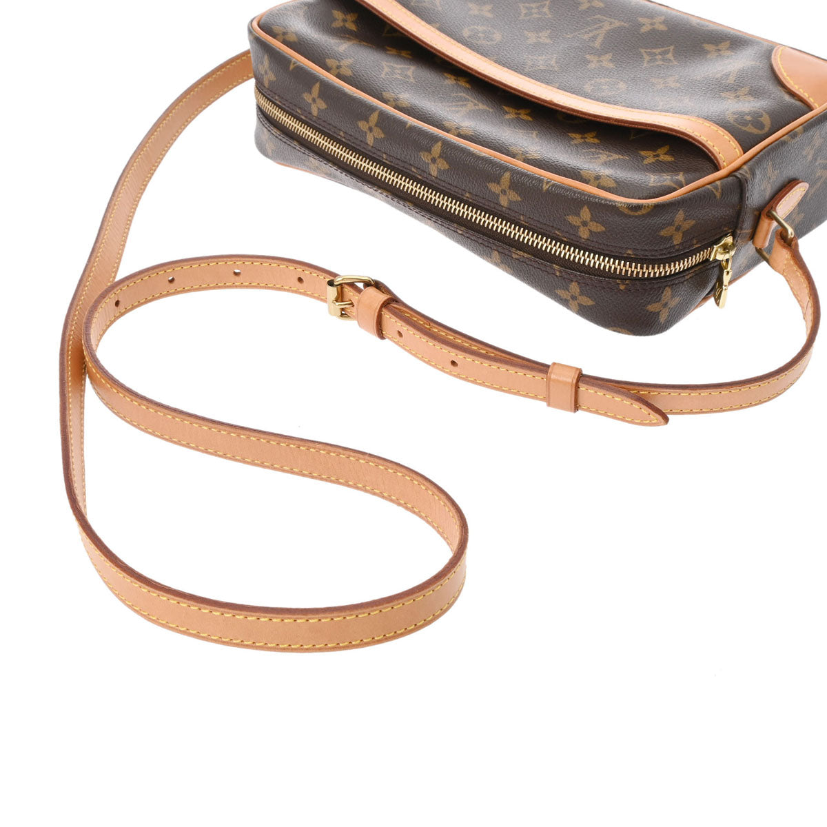 LOUIS VUITTON ルイヴィトン モノグラム トロカデロ 27 ブラウン 
