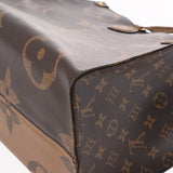 LOUIS VUITTON ルイヴィトン モノグラムジャイアント オンザゴー GM 旧型 2WAYトート ブラウン M45320 ユニセックス モノグラムキャンバス ハンドバッグ ABランク 中古 銀蔵