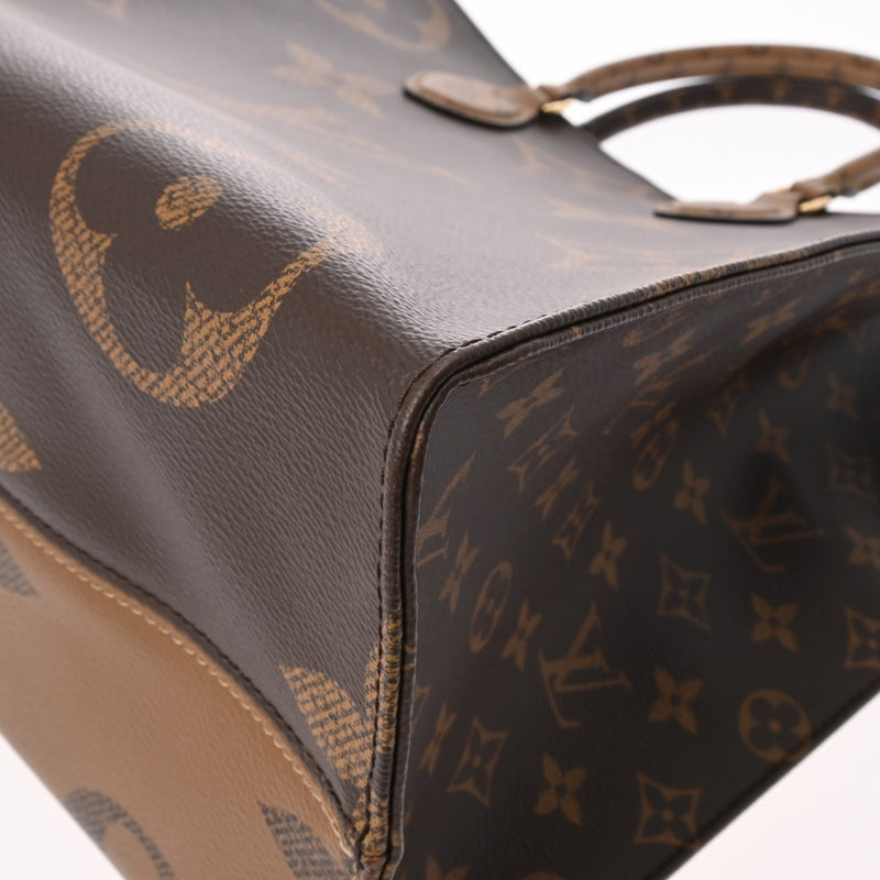 LOUIS VUITTON ルイヴィトン モノグラムジャイアント オンザゴー GM 旧型 2WAYトート ブラウン M44576 ユニセックス モノグラムキャンバス ハンドバッグ Aランク 中古 銀蔵