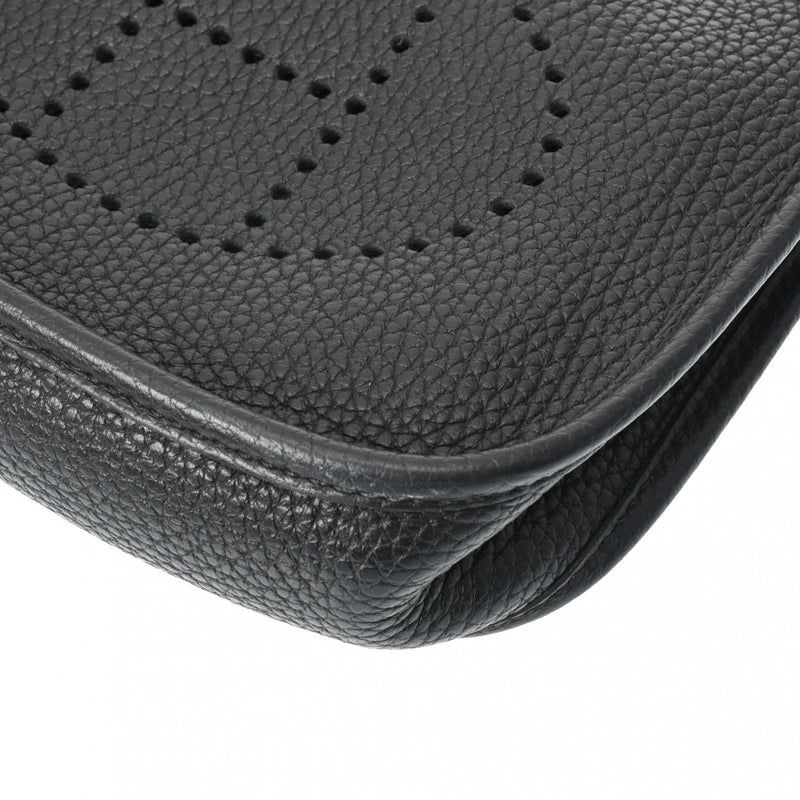 HERMES エルメス エヴリン TPM ブラック Y刻印(2020年頃) レディース トリヨンクレマンス ショルダーバッグ ABランク 中古 銀蔵