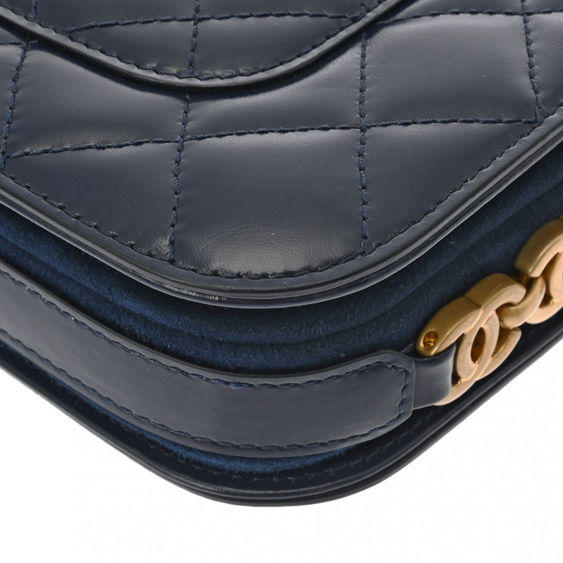 CHANEL シャネル マトラッセ ココマーク チェーン ネイビー レディース シャイニーカーフ/スエード ショルダーバッグ Aランク 中古 銀蔵