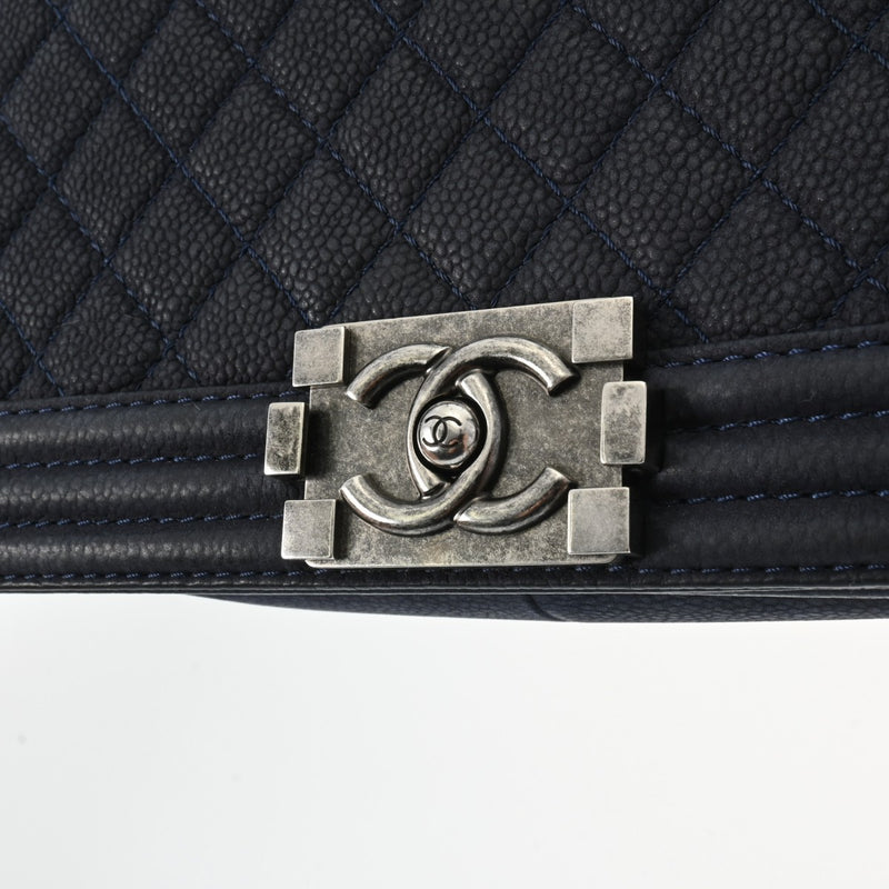 CHANEL シャネル ボーイシャネル チェーンショルダー 25cm ネイビー A67086 レディース ラムスキン ショルダーバッグ Bランク 中古 銀蔵