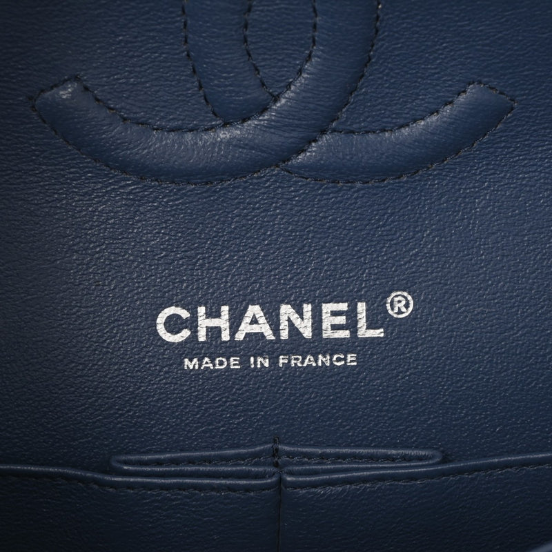 CHANEL シャネル マトラッセ チェーンショルダー Wフラップ 25cm ネイビー レディース キャビアスキン ショルダーバッグ ABランク 中古 銀蔵