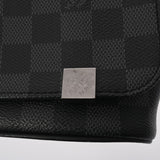 LOUIS VUITTON ルイヴィトン ダミエグラフィット ディストリクト PM NM 黒 グレー N41028 メンズ ダミエグラフィットキャンバス ショルダーバッグ ABランク 中古 銀蔵