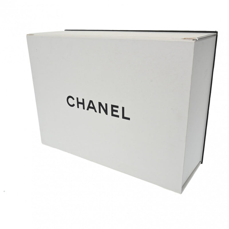 CHANEL シャネル マトラッセ チェーンショルダー Wフラップ 25cm ベージュ A01112 レディース キャビアスキン ショルダーバッグ Aランク 中古 銀蔵