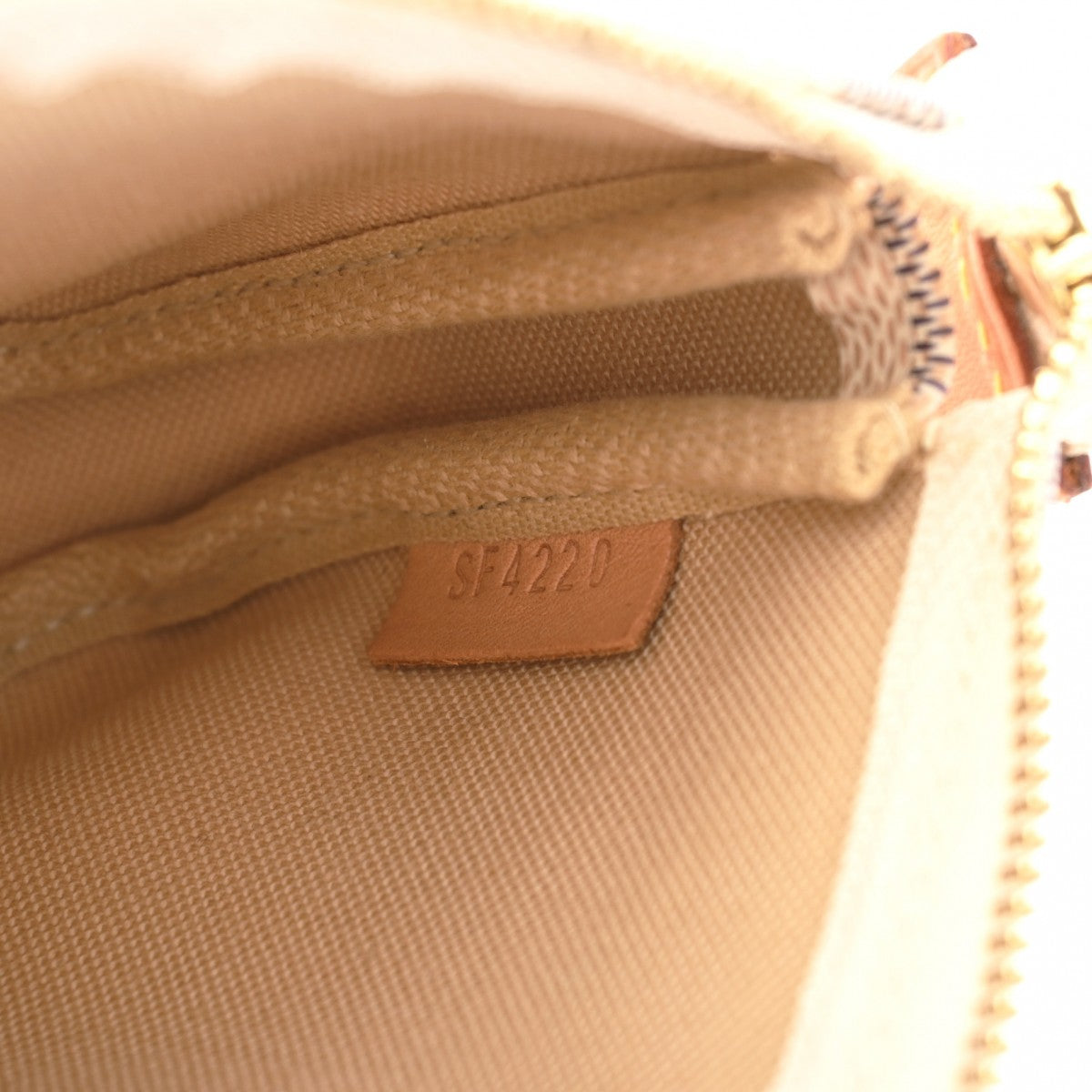 ルイヴィトン ミニ ポシェット アクセソワール 43022 ホワイト