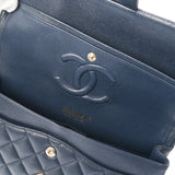 CHANEL シャネル マトラッセ チェーンショルダー Wフラップ 25cm ネイビー A01112 レディース キャビアスキン ショルダーバッグ Aランク 中古 銀蔵