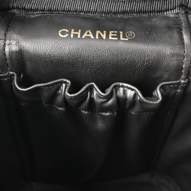 CHANEL シャネル 縦型バニティ ブラック A01998 レディース キャビアスキン ハンドバッグ Bランク 中古 銀蔵