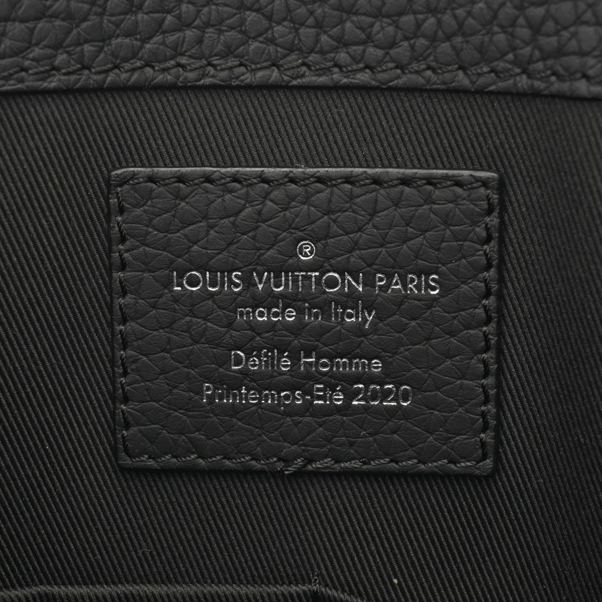 ルイヴィトンサックプラ メッセンジャー 14145 黒 メンズ トリヨンレザー トートバッグ M55924 LOUIS VUITTON 中古 –  銀蔵オンライン