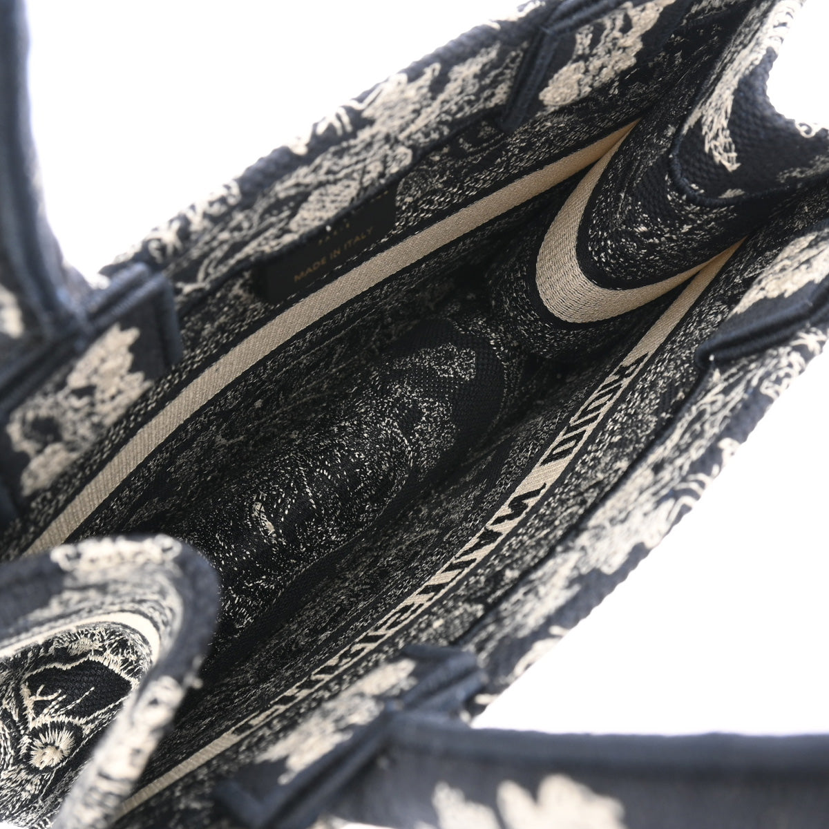 クリスチャンディオールブックトート スモール ワル ドゥ ジュイ