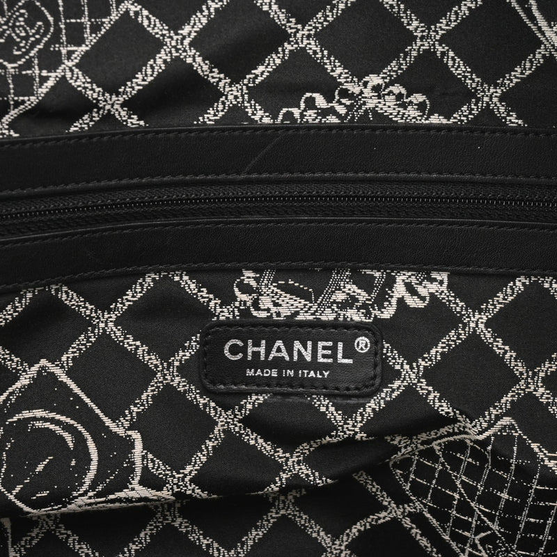 CHANEL シャネル エッセンシャル ラージトート 50cm ブラック レディース カーフ ハンドバッグ Bランク 中古 銀蔵