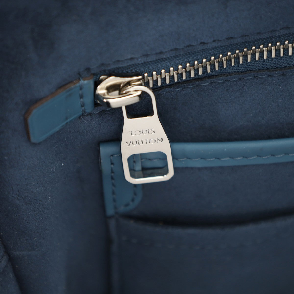 ルイヴィトンPDB 14127 ブルーセレスト メンズ エピレザー ビジネス