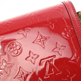 LOUIS VUITTON ルイヴィトン モノグラムヴェルニ ドーフィーヌ MINI レッド M90499 レディース ヴェルニ ショルダーバッグ Aランク 中古 銀蔵