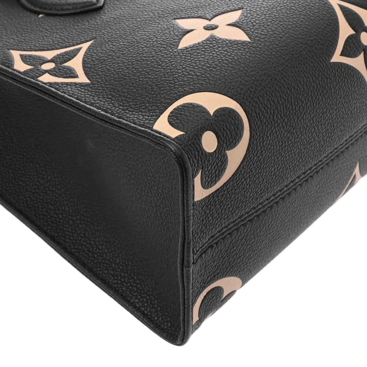 800000132935000-8_75554259-