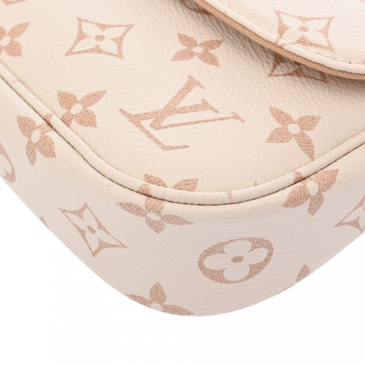 Louis Vuitton ベージュ ショルダーバッグ 中古・古着通販】LOUIS VUITTON (ルイ ヴィトン) ショルダーバッグ