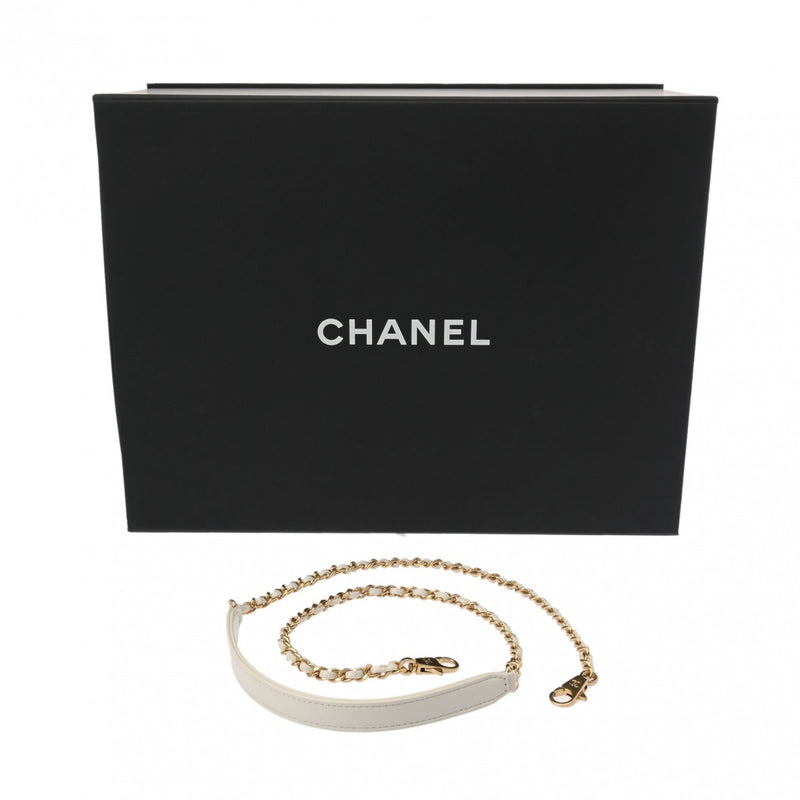 CHANEL シャネル マトラッセ トップハンドル XS 2WAY ホワイト A92990 レディース カーフ ハンドバッグ Aランク 中古 銀蔵