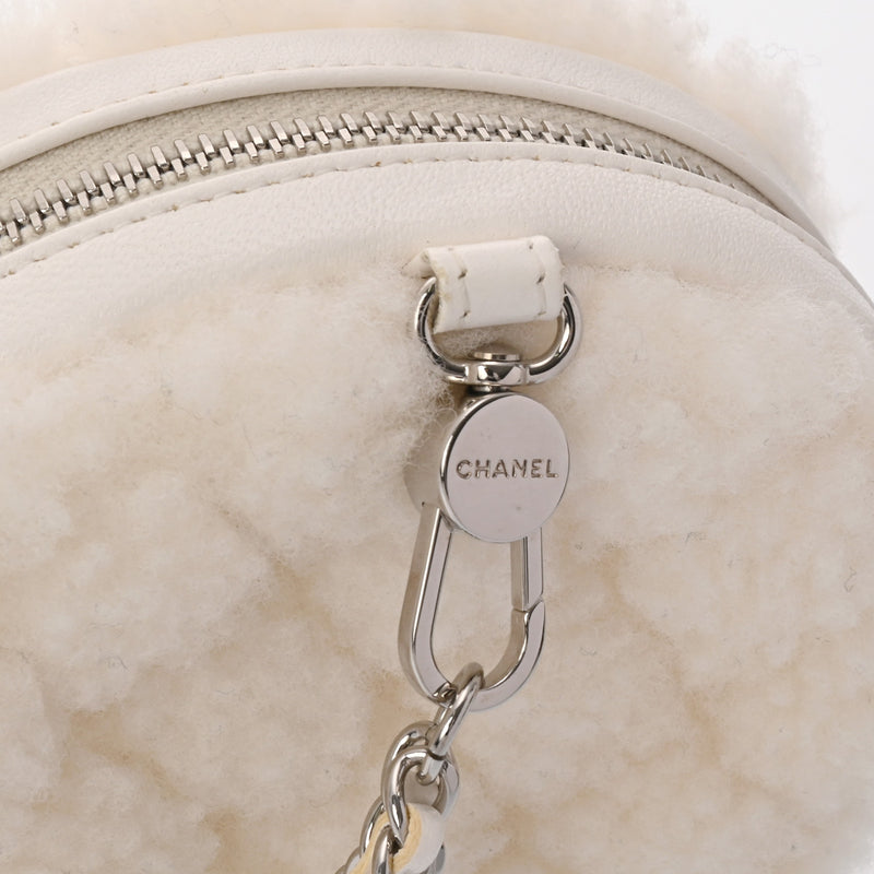 CHANEL シャネル マトラッセ ミニチェーンバッグ ホワイト レディース ラムスキン ショルダーバッグ ABランク 中古 銀蔵