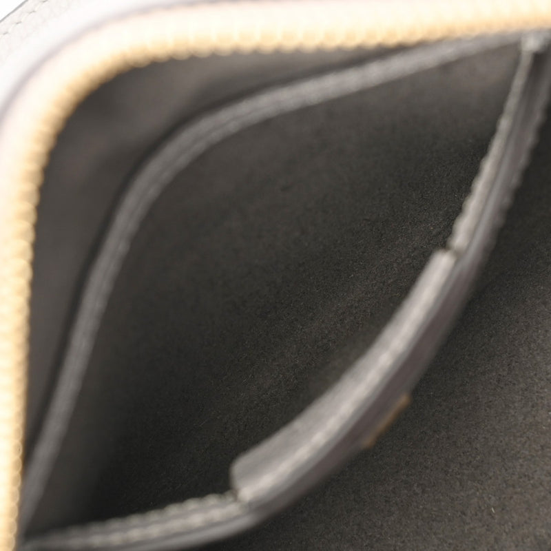 SALVATORE FERRAGAMO フェラガモ グレー レディース カーフ ショルダーバッグ Aランク 中古 銀蔵