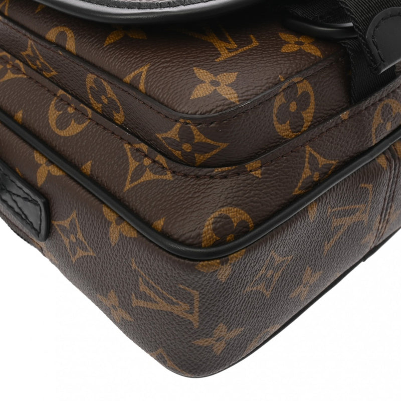 LOUIS VUITTON ルイヴィトン モノグラムマカサー クエストメッセンジャー ブラウン M46973 メンズ モノグラムキャンバス/レザー ショルダーバッグ Aランク 中古 銀蔵