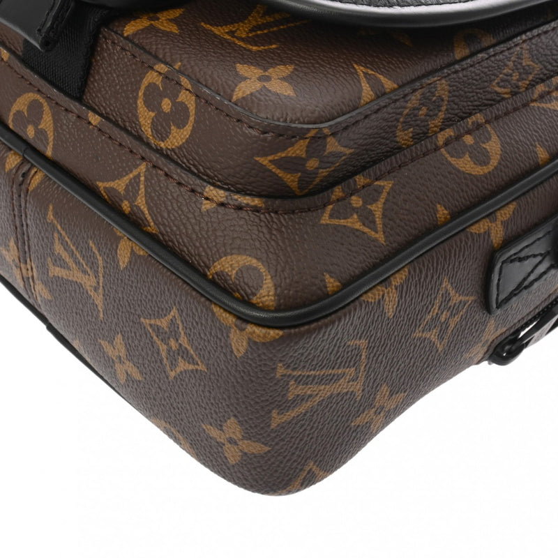 LOUIS VUITTON ルイヴィトン モノグラムマカサー クエストメッセンジャー ブラウン M46973 メンズ モノグラムキャンバス/レザー ショルダーバッグ Aランク 中古 銀蔵