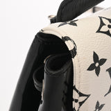 LOUIS VUITTON ルイヴィトン モノグラム ホットスプリング MINI ブラック/ホワイト M53637 レディース モノグラムヴェルニ リュック・デイパック ABランク 中古 銀蔵